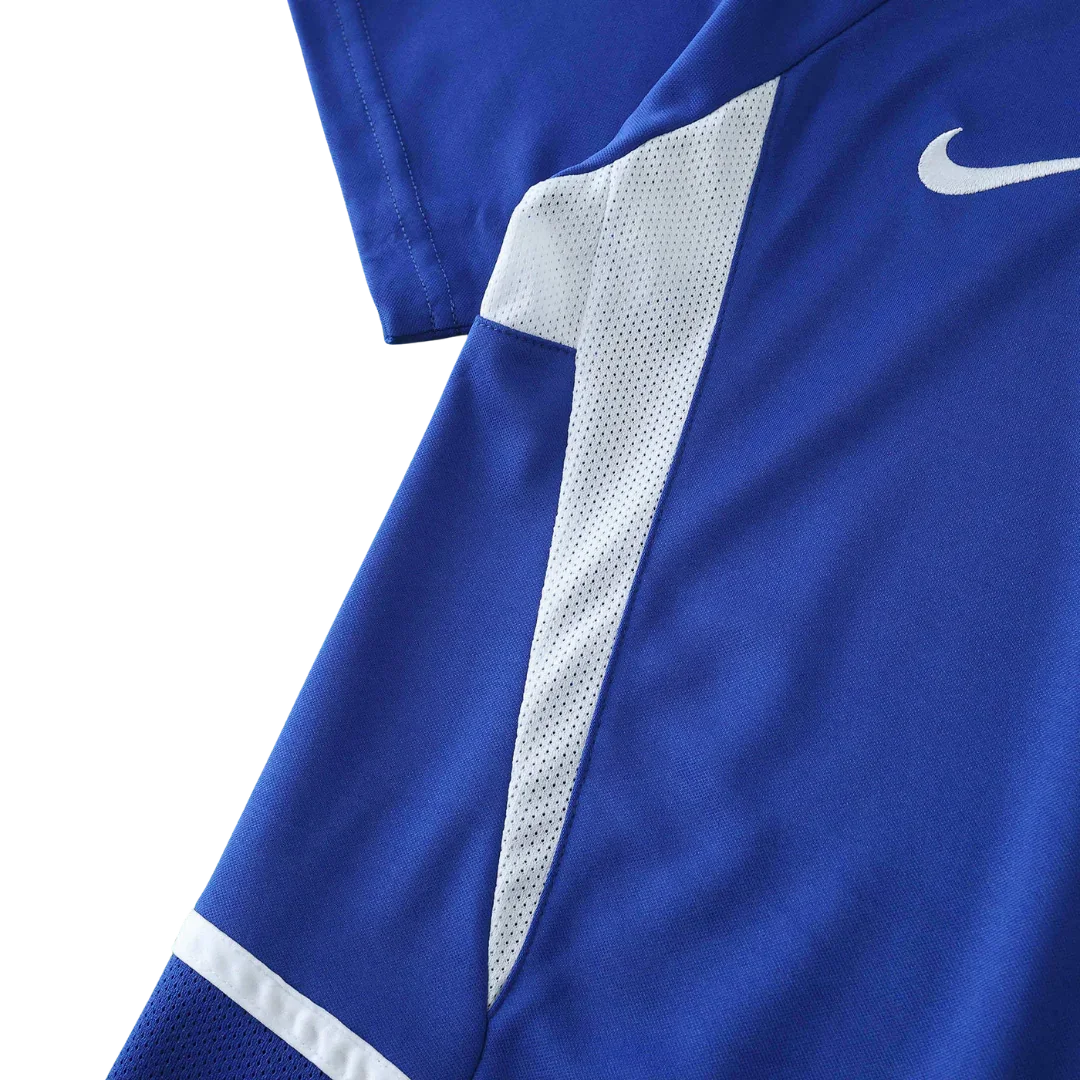 Camisa oficial Nike infantil azul e branca, kit Mini Mantos. Perfeita para pequenos craques