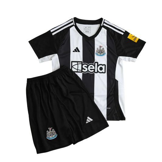 Kit oficial infantil Newcastle United, Mini Mantos. Camisa e shorts pretos e brancos Adidas