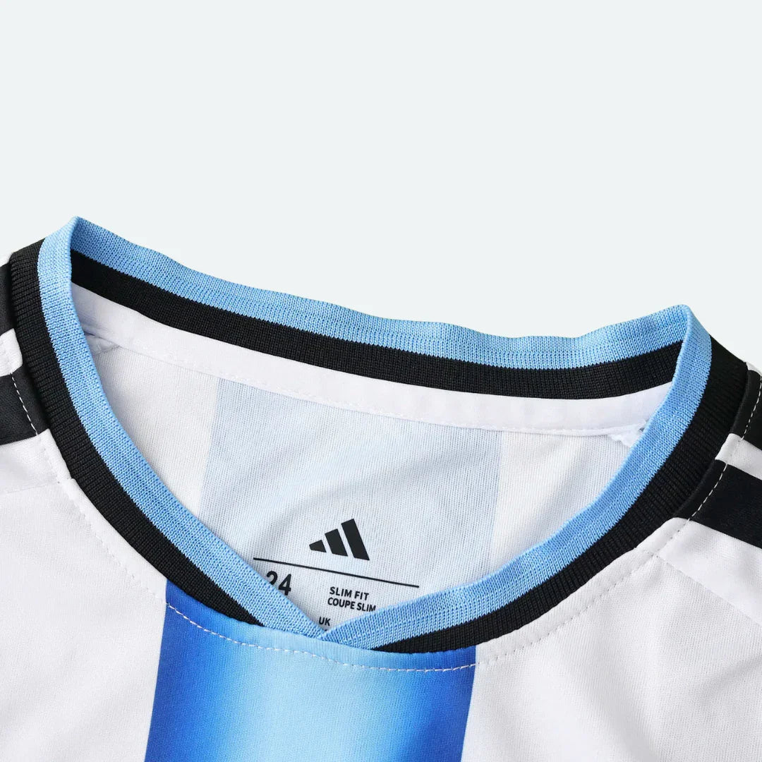 Camisa Argentina oficial infantil kit Mini Mantos, detalhe da gola