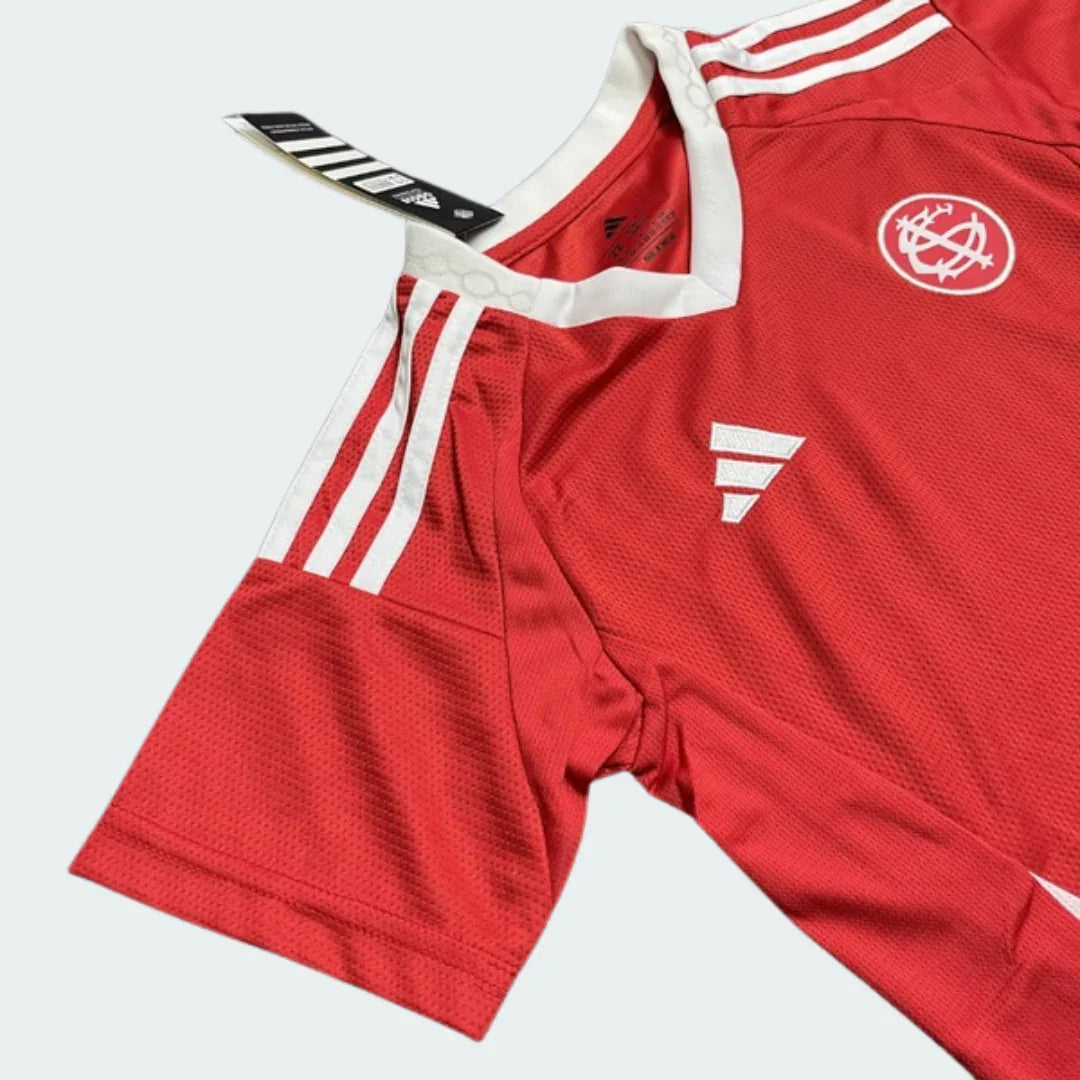 Mini Mantos kit camisa oficial infantil do Internacional vermelha Adidas com gola V e listras brancas nos ombros