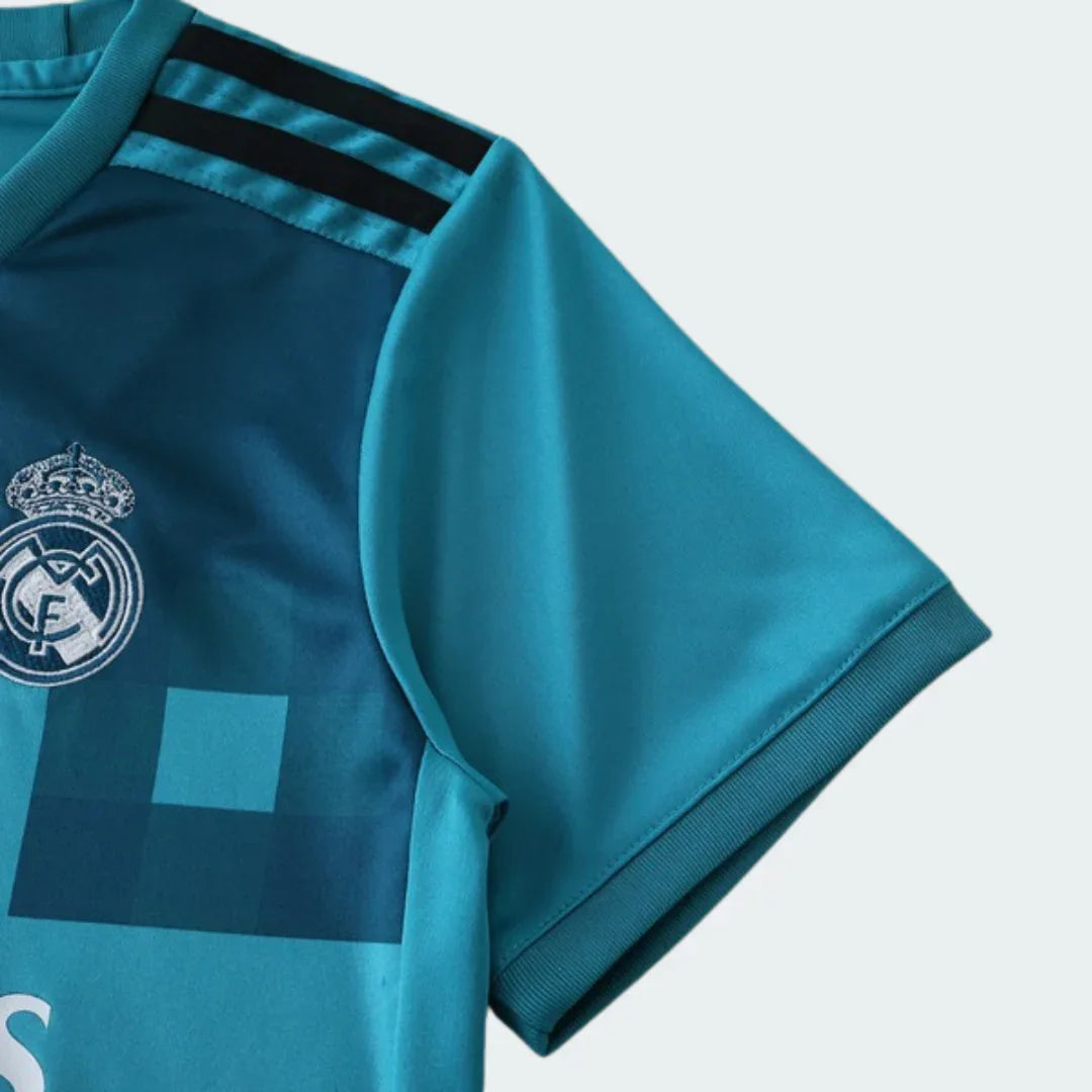 Camisa oficial Real Madrid infantil kit Mini Mantos
