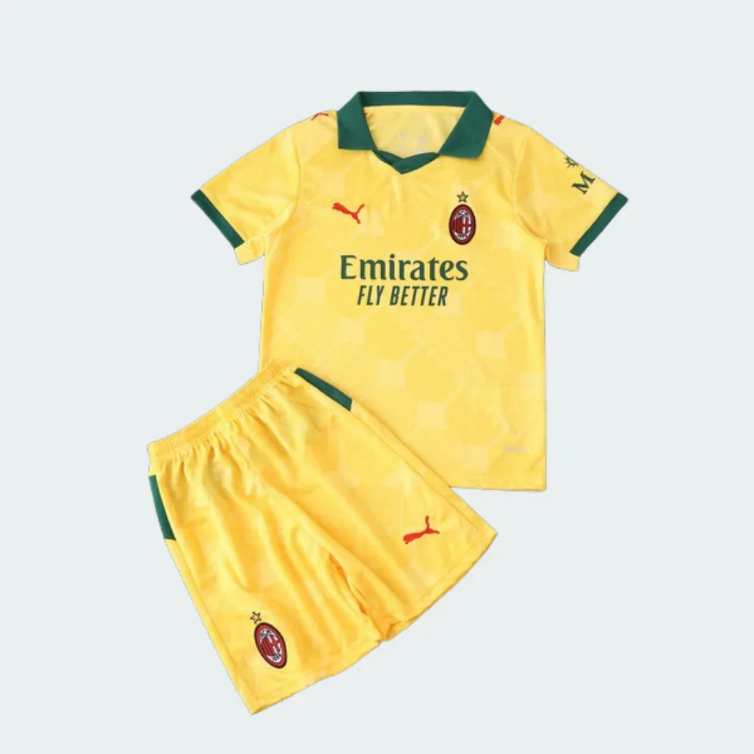 Kit oficial AC Milan 4 infantil Mini Mantos. Camisa e shorts amarelos Puma para crianças