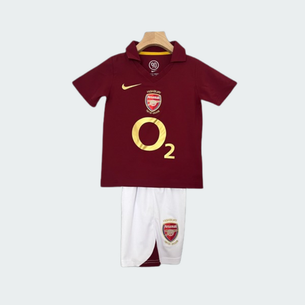 Kit Infantil Retrô Arsenal I 05/06