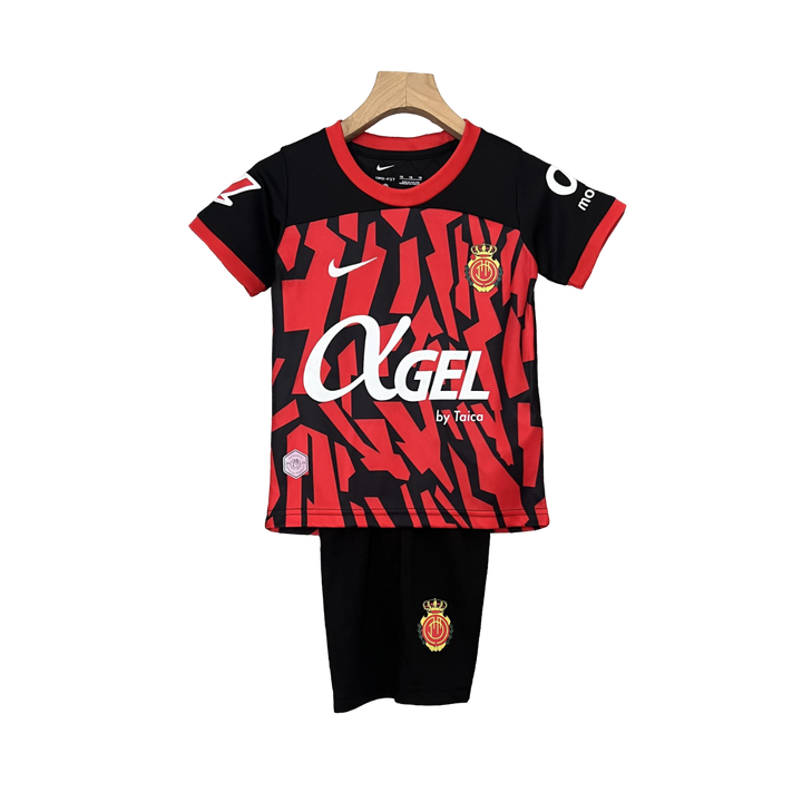 Camisa infantil do Mallorca I 24/25. Estilo e qualidade para os fãs do clube. Compre agora!