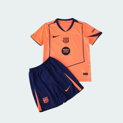 Kit infantil oficial Barcelona Mini Mantos: camisa laranja e shorts azul