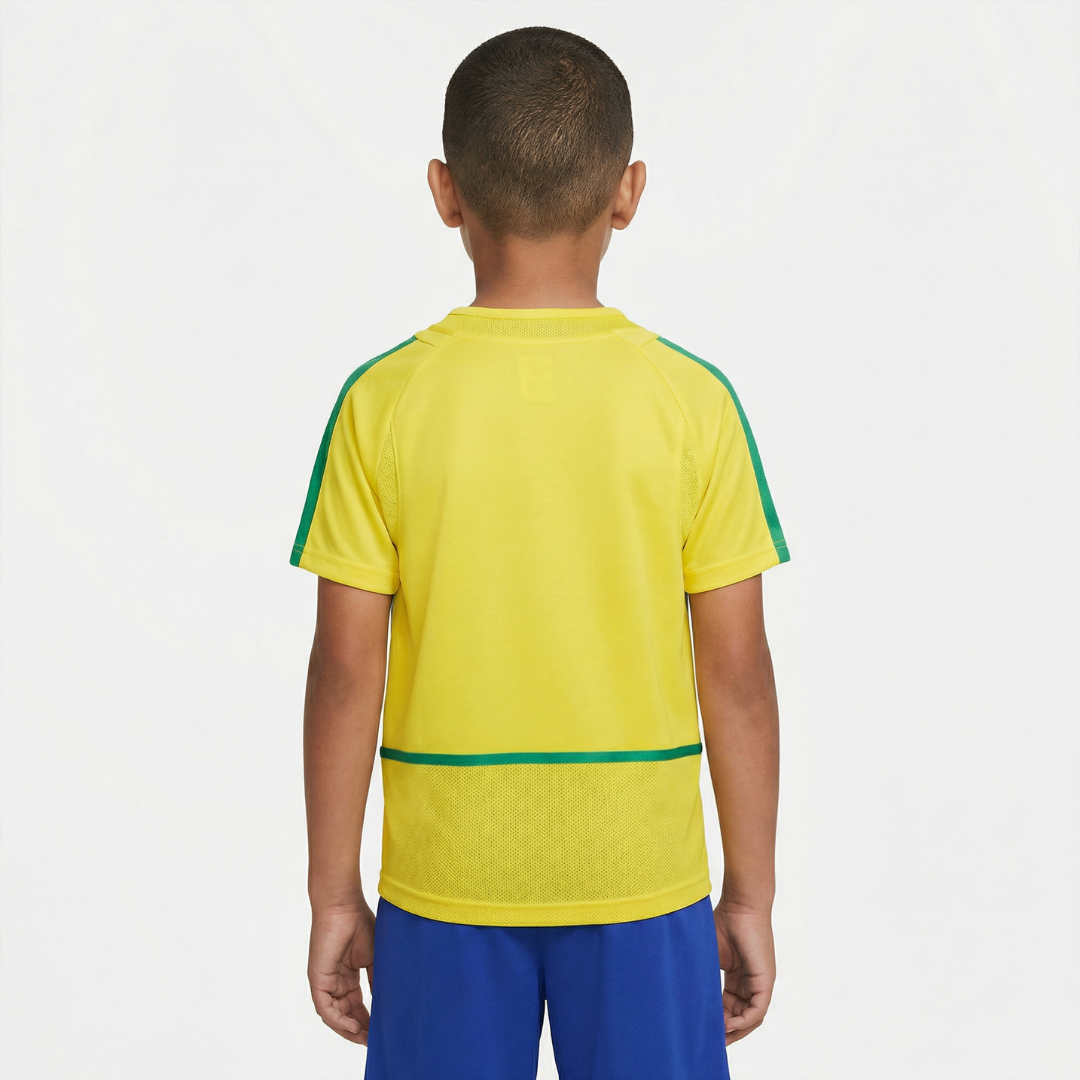 Kit Infantil Retrô Brasil I 2002