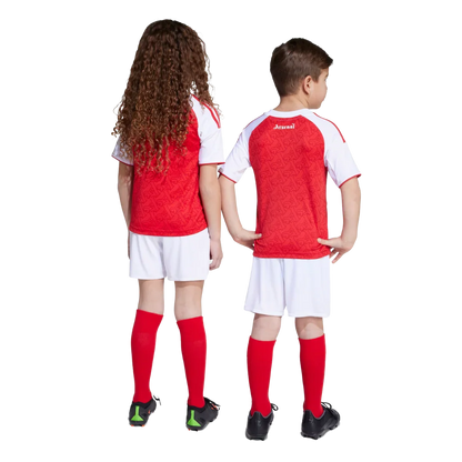 Mini Mantos Arsenal infantil oficial kit. Camisa, shorts e meiões do Arsenal para crianças, vista traseira