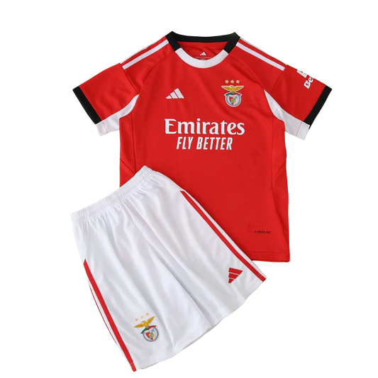Kit infantil oficial do Benfica. Camisa e shorts Mini Mantos, conjunto vermelho e branco para pequenos torcedores