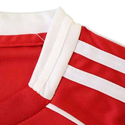 Camisa infantil oficial do kit Mini Mantos [NOME DO TIME], gola vermelha e listras brancas