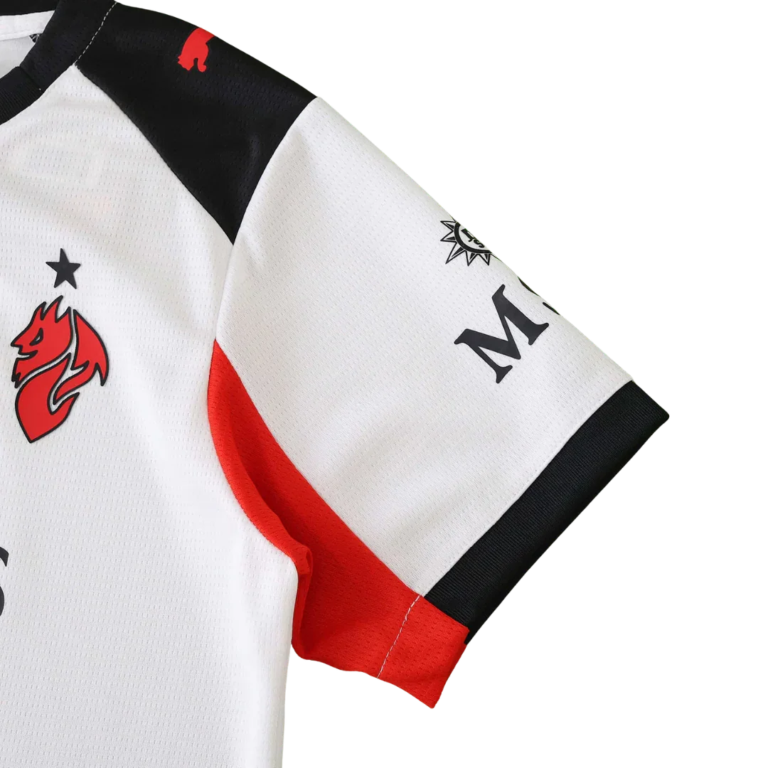 Camisa oficial Mini Mantos Fortaleza kit infantil branca, dragão vermelho, detalhes preto e vermelho