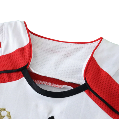 Camisa oficial infantil Bayern de Munique Mini Mantos kit, gola branca e detalhes em vermelho
