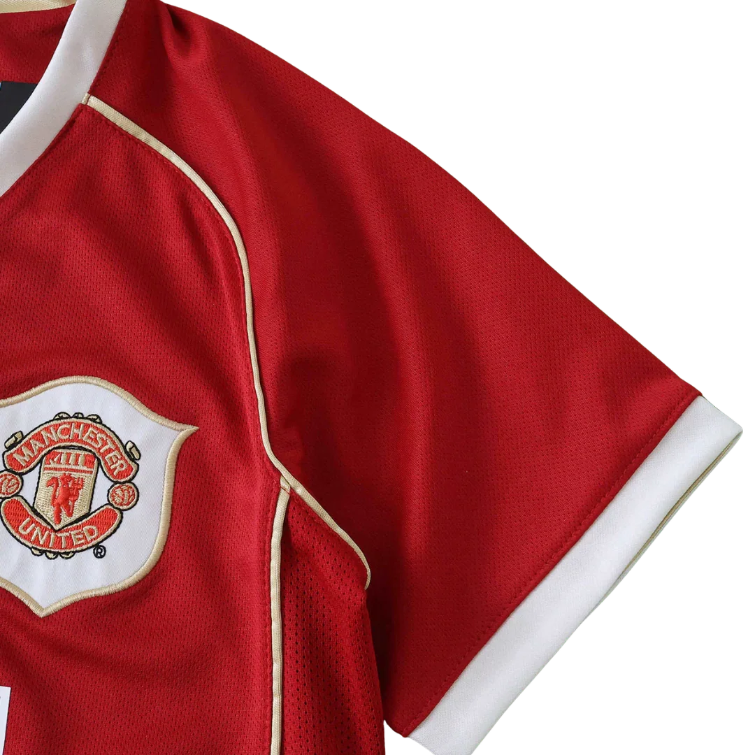 Camisa infantil oficial Manchester United vermelha. Kit Mini Mantos para pequenos torcedores