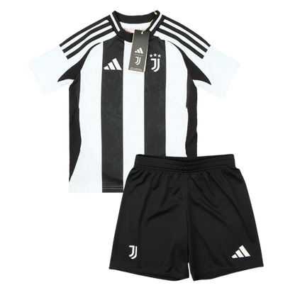 Kit oficial infantil Juventus camisa e shorts preto e branco. Mini Mantos da Juventus para crianças