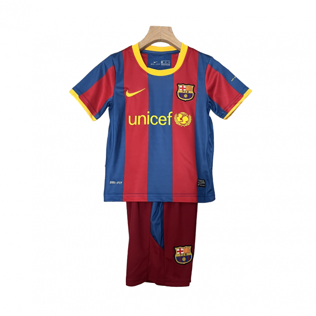 Camisa infantil retrô do Barcelona I 10/11. Reviva os momentos clássicos. Compre já!