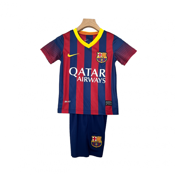 Camisa infantil retrô do Barcelona I 13/14. Estilo e nostalgia para os fãs. Compre agora!
