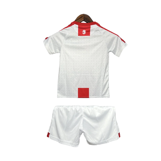 Kit oficial infantil de futebol Mini Mantos Inglaterra: camisa e shorts brancos com detalhes vermelhos, vista de costas
