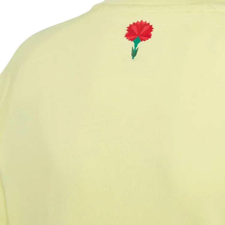 Camisa oficial infantil Mini Mantos kit de futebol amarela, detalhe do cravo vermelho nas costas