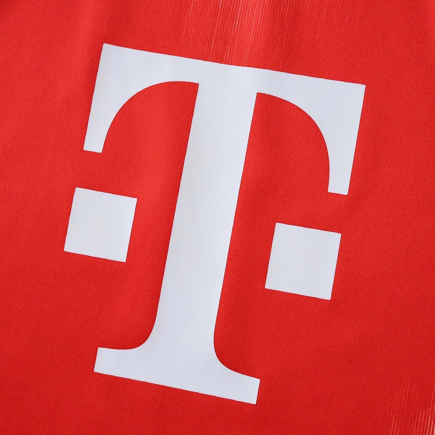 Kit camisa infantil oficial Bayern de Munique Mini Mantos com logo T-Mobile em vermelho e branco