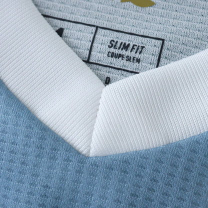 Camisa oficial infantil Mini Mantos kit Manchester City, gola e detalhes Slim Fit