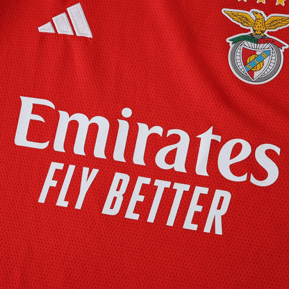 Camisa infantil oficial vermelha do Benfica kit Mini Mantos. Emirates