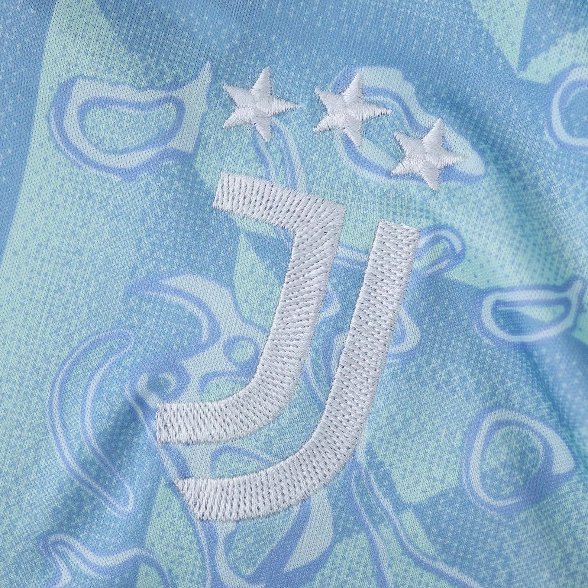 Camisa Juventus infantil oficial kit Mini Mantos, logo J e 3 estrelas brancas bordadas