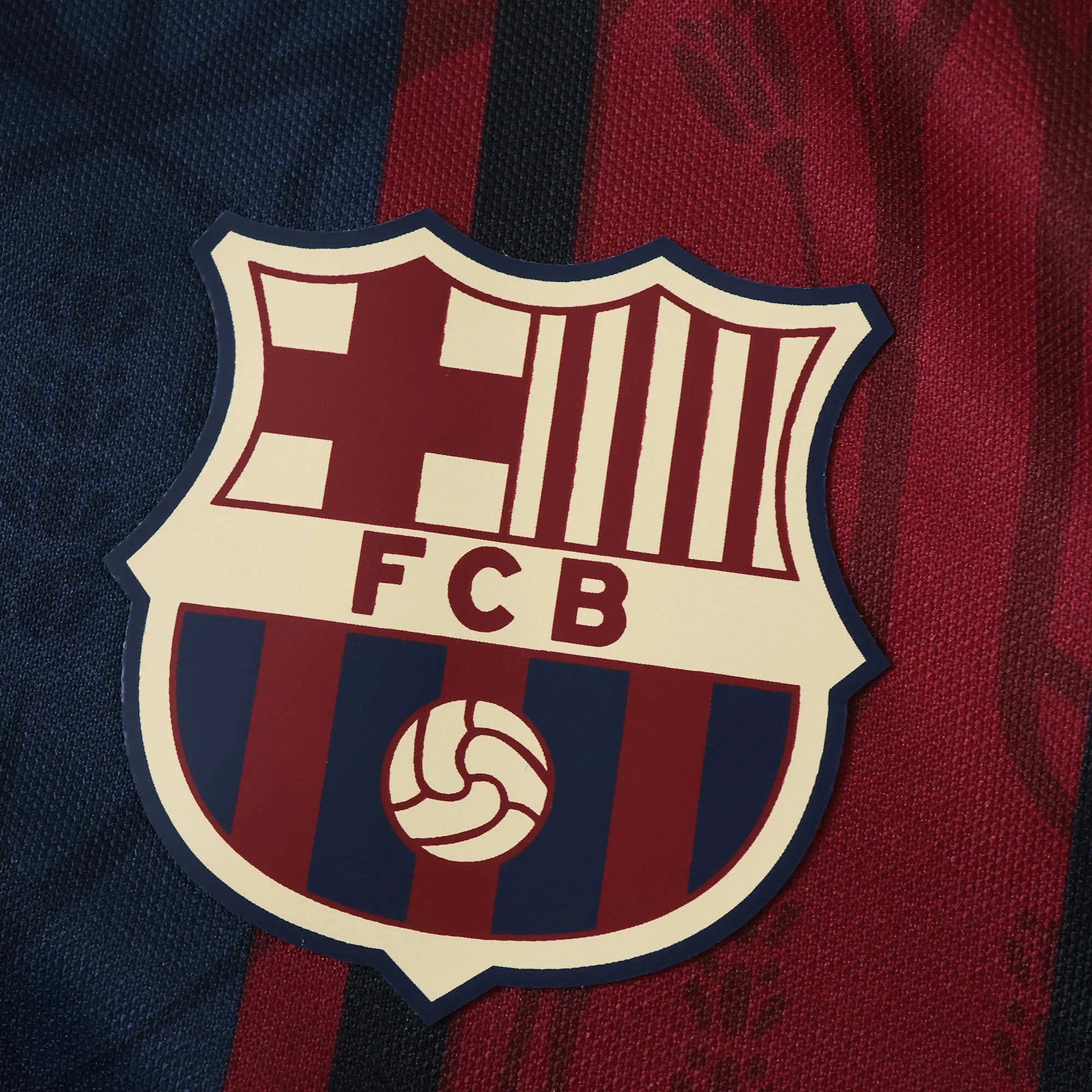 Kit camisa oficial infantil FC Barcelona Mini Mantos com brasão do time