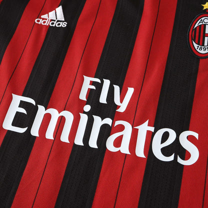 Camisa oficial AC Milan infantil listrada preta e vermelha. Kit Mini Mantos