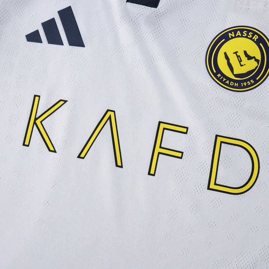 Kit camisa Al Nassr oficial infantil 4 Mini Mantos, branca com detalhes amarelos. Camisa Al Nassr para crianças