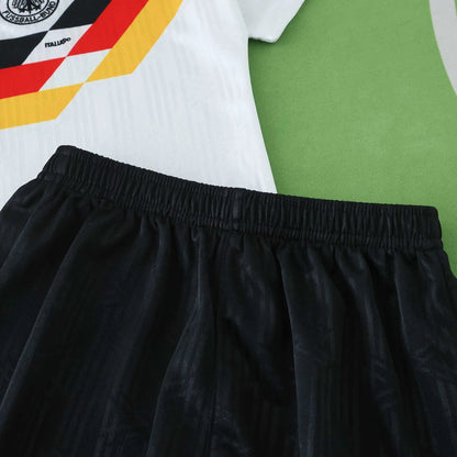Kit oficial infantil Alemanha 1990 com camisa e shorts Mini Mantos