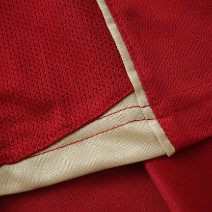 kit camisa oficial infantil Mini Mantos da Roma em vermelho e dourado com tecido respirável