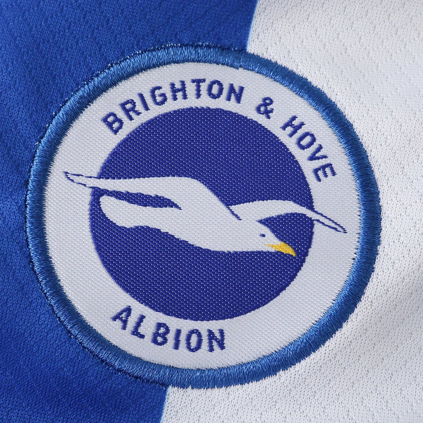 Camisa infantil oficial Brighton, Mini Mantos. O kit de futebol perfeito