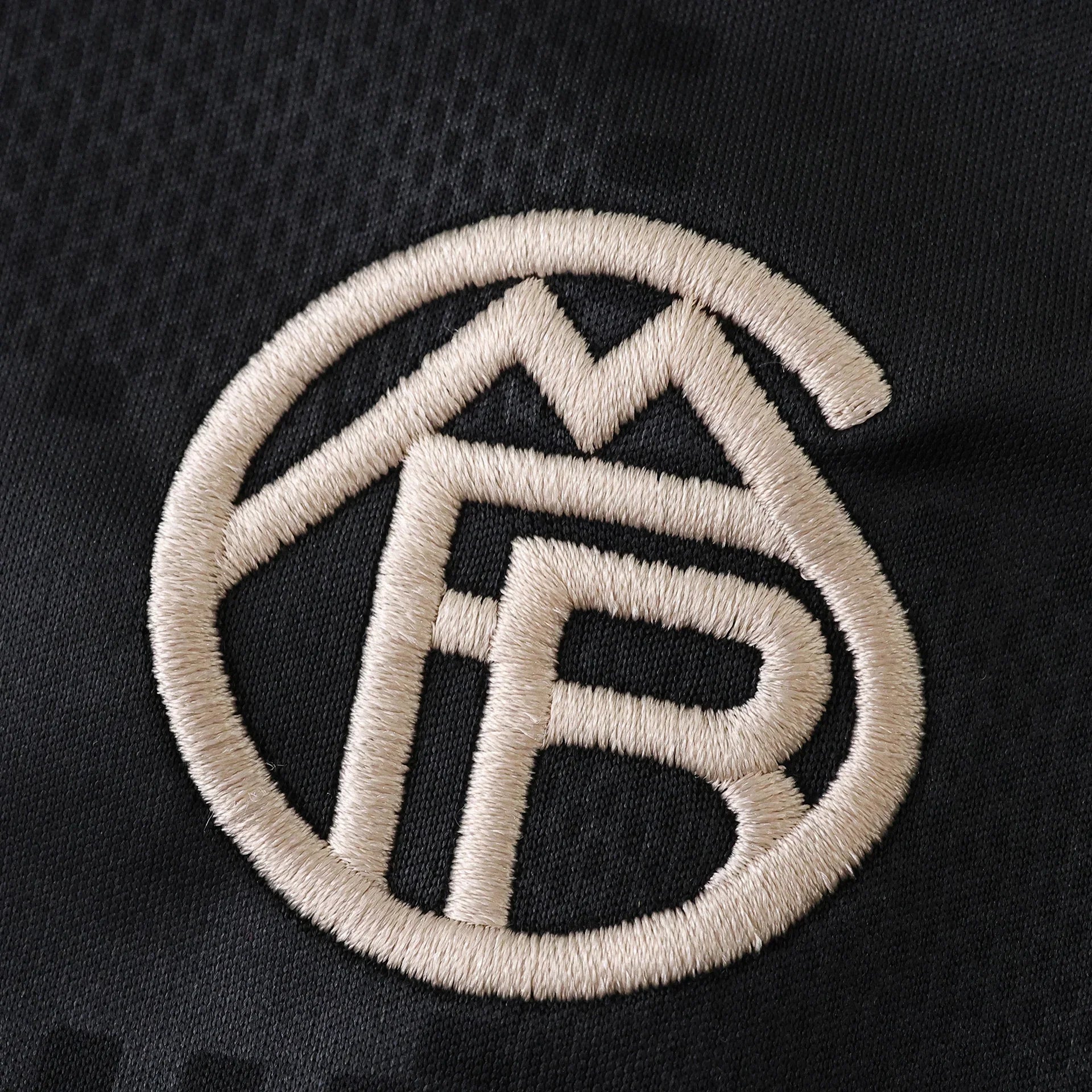 Logo bordado bege oficial Mini Mantos kit camisa de futebol infantil para crianças