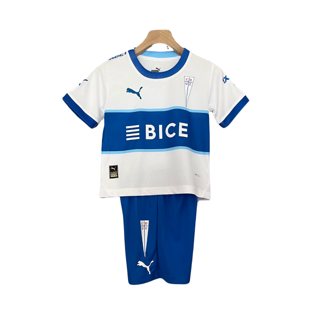 Camisa infantil da Universidad Católica I 24/25. Ideal para os pequenos torcedores. Adquira já!